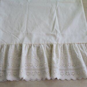 Vintage Fieldcrest 1 King Size Cream Eyelet Ruffle Pillowcase Cottage Country